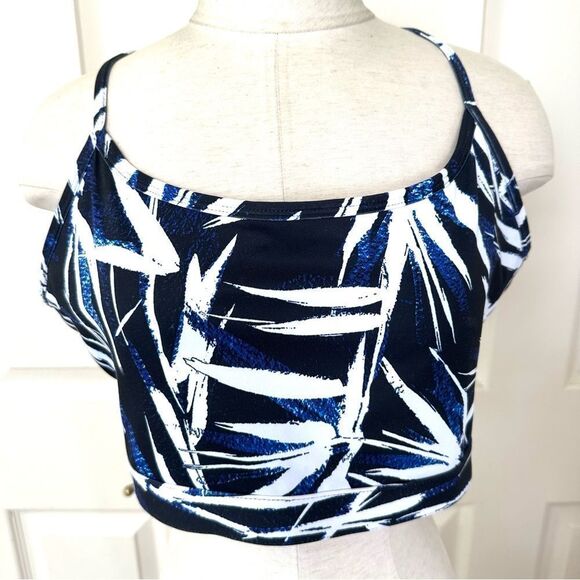 Fabletics Elaine reversible sports bra - Picture 3 of 8